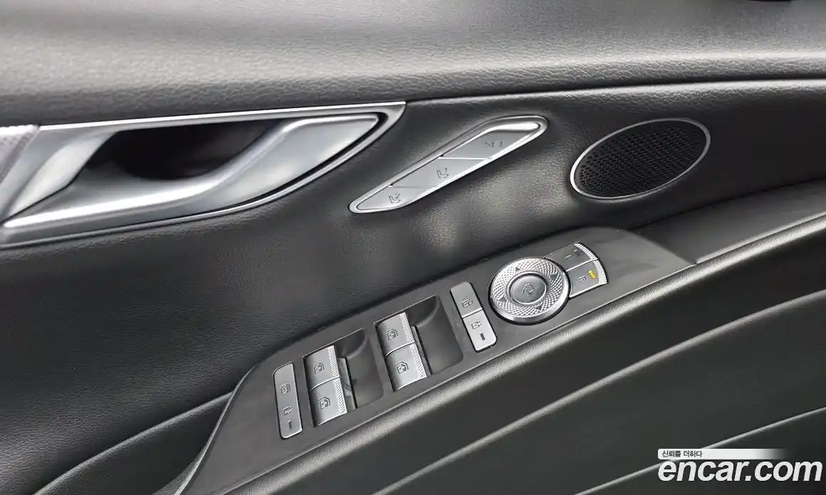Genesis G80 2020 2.5 гидро в Москве № 2051690, фото 30