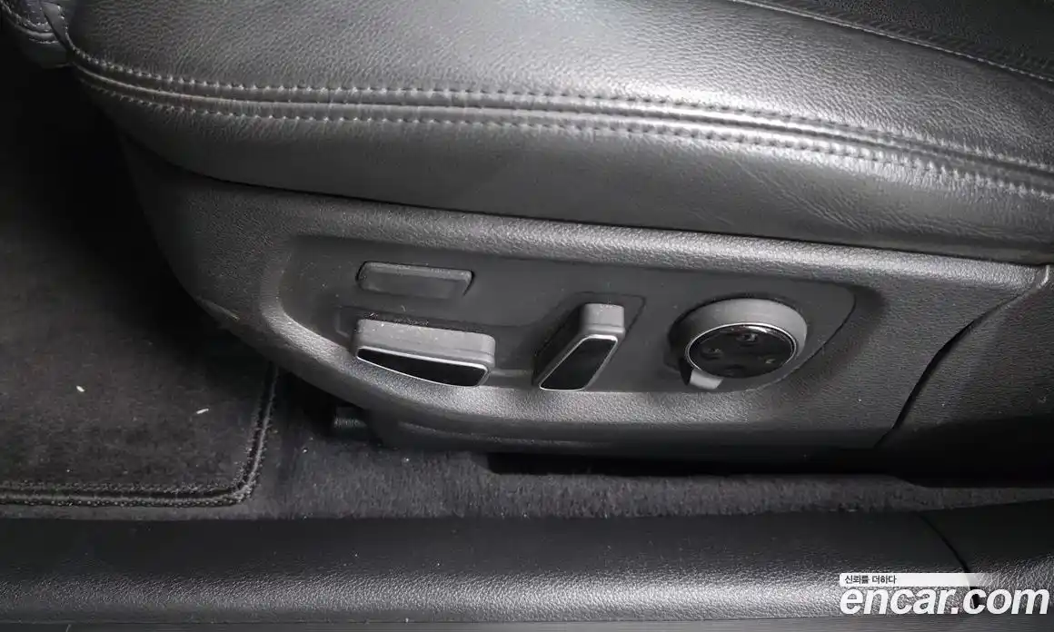 Genesis G80 2017 3.3 гидро в Москве № 2051734, фото 32
