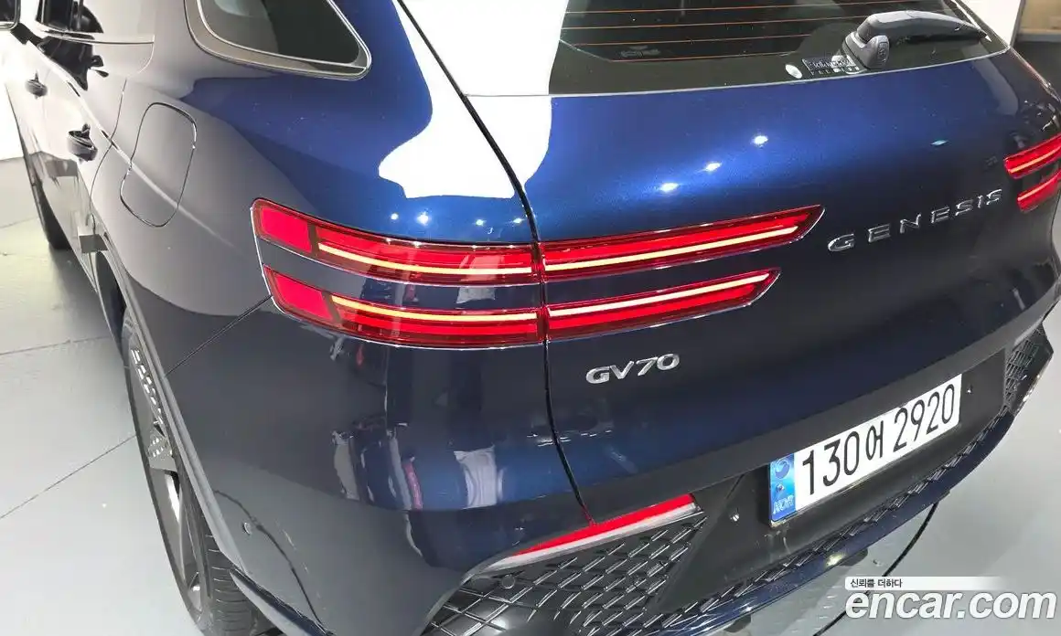 Genesis GV70 2021 2.5 гидро в Москве № 2051738, фото 8