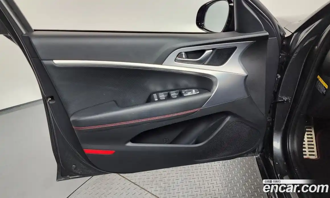 Genesis G70 2019 2.0 гидро в Москве № 2051798, фото 14