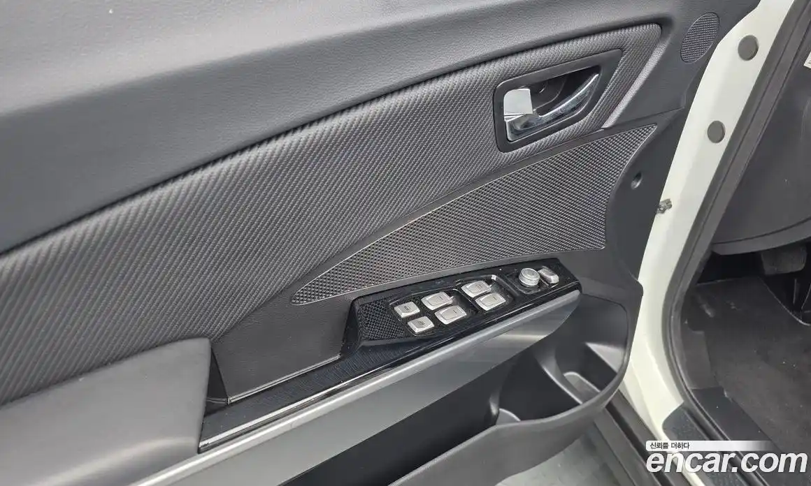 SsangYong TIBOLI 2018 1.6 гидро в Москве № 2052035, фото 14