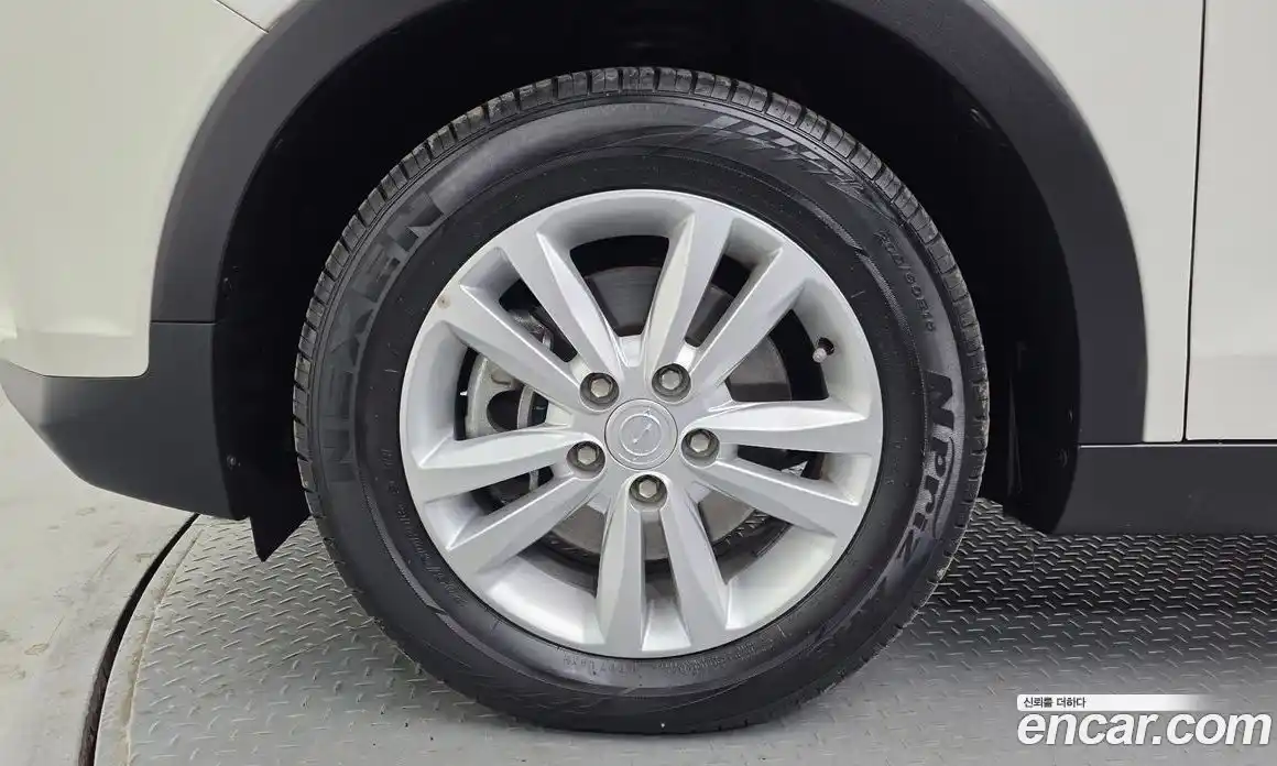 SsangYong TIBOLI 2018 1.6 гидро в Москве № 2052035, фото 5