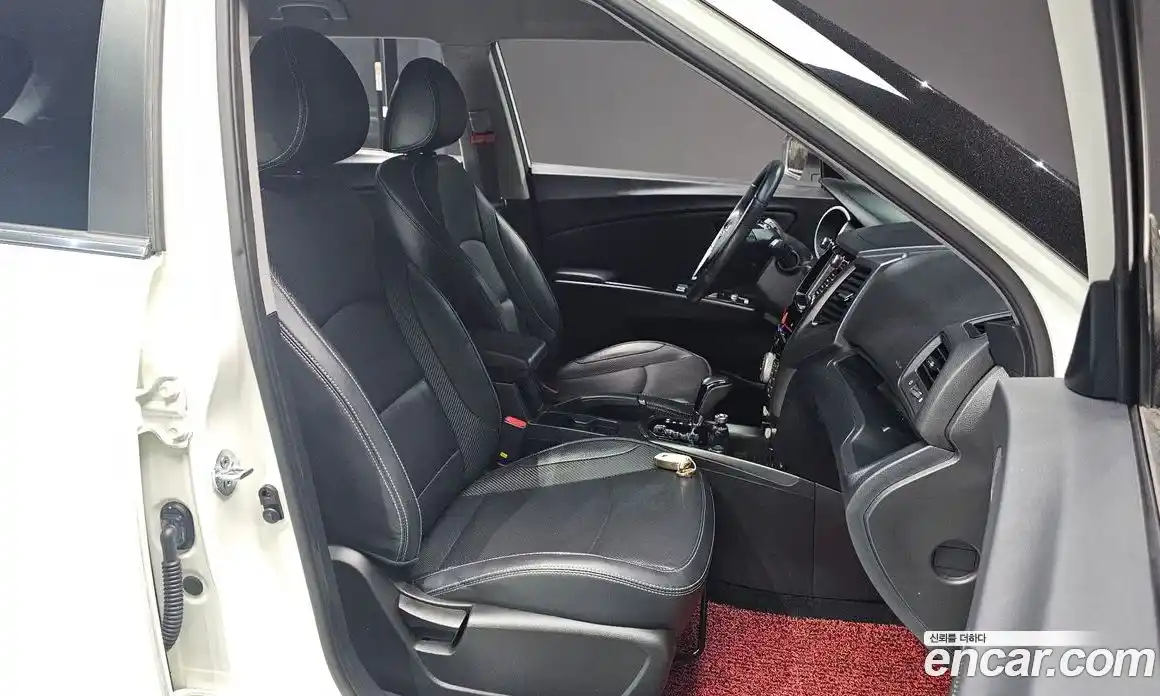 SsangYong TIBOLI 2016 1.6 гидро в Москве № 2052208, фото 11
