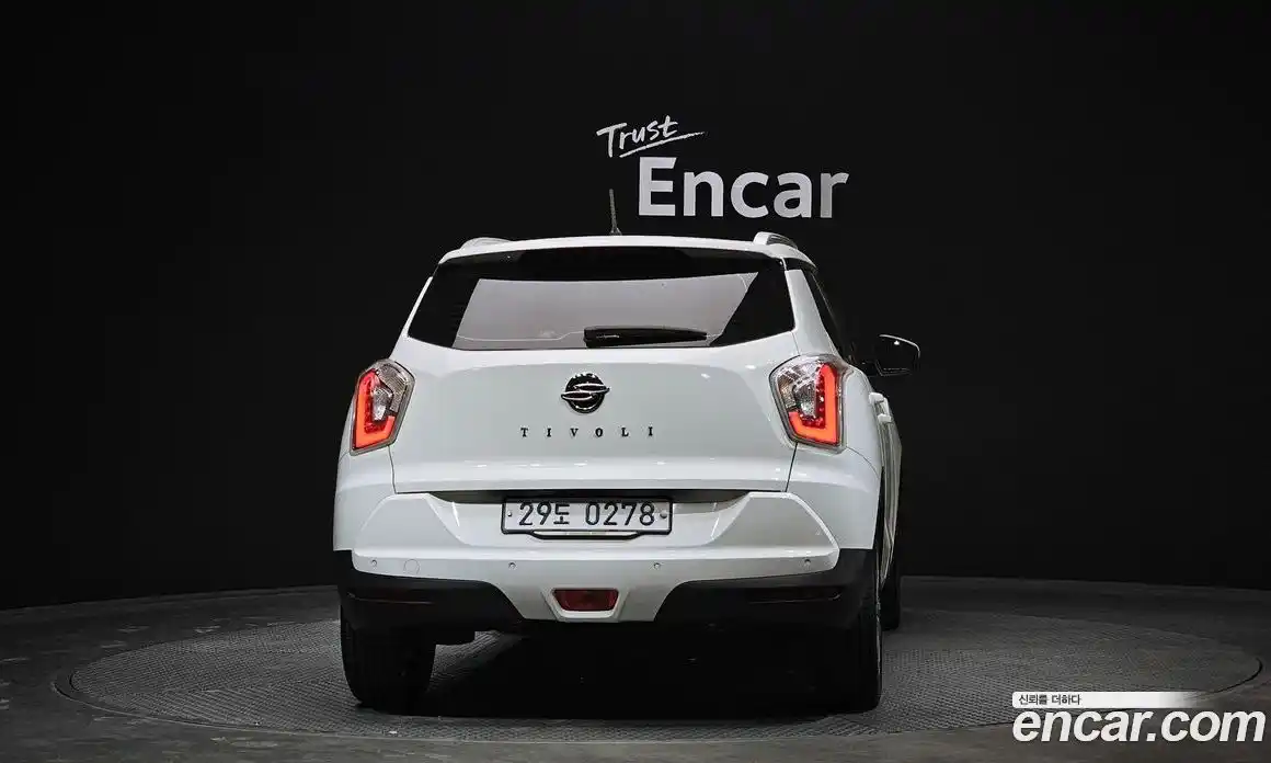 SsangYong TIBOLI 2016 1.6 гидро в Москве № 2052208, фото 4
