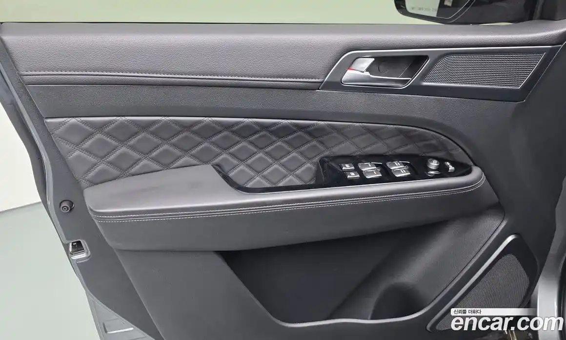 SsangYong Rexton 2020 2.2 гидро в Москве № 2052458, фото 15