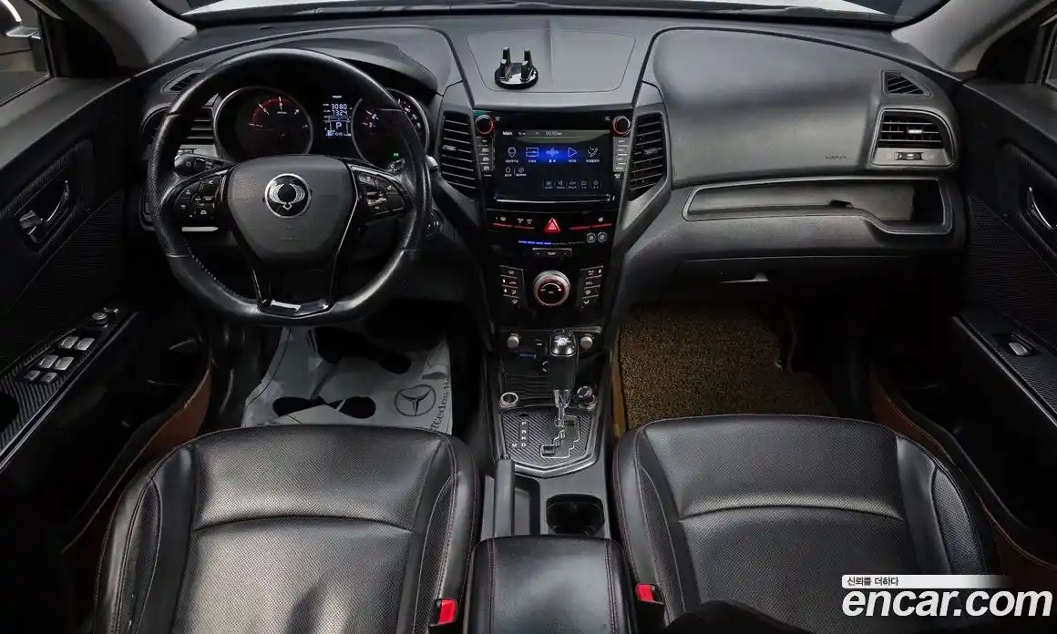 SsangYong TIBOLI 2017 1.6 гидро в Москве № 2052773, фото 7