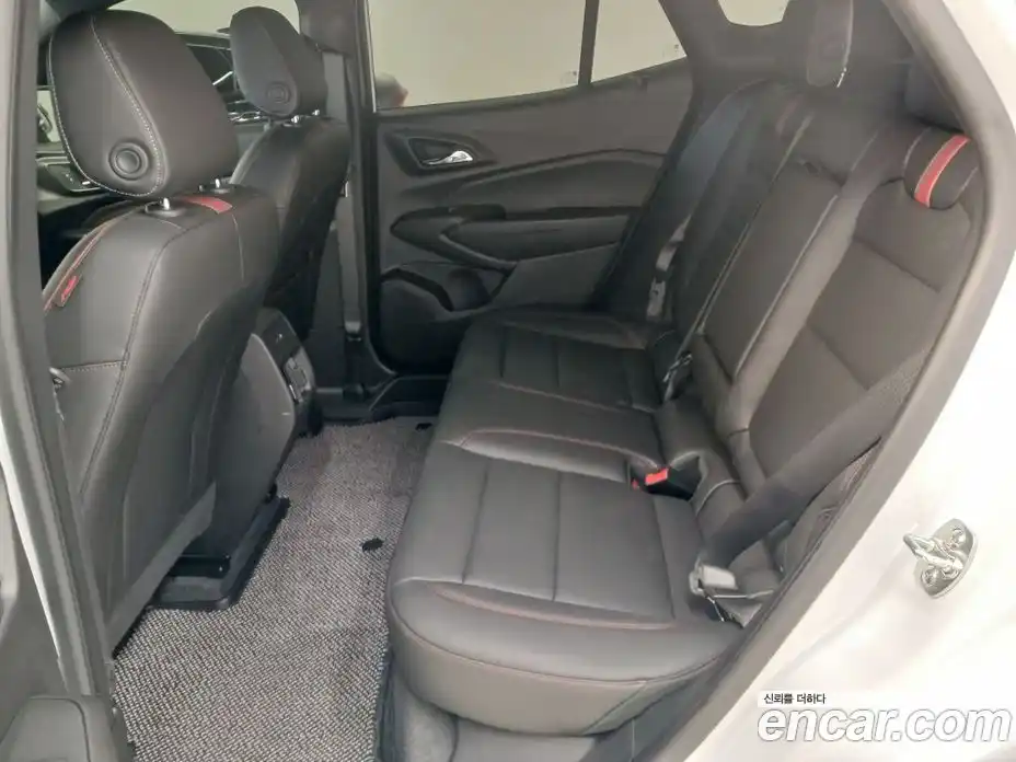 Chevrolet Trax 2025 1.2 гидро в Москве № 2052909, фото 10