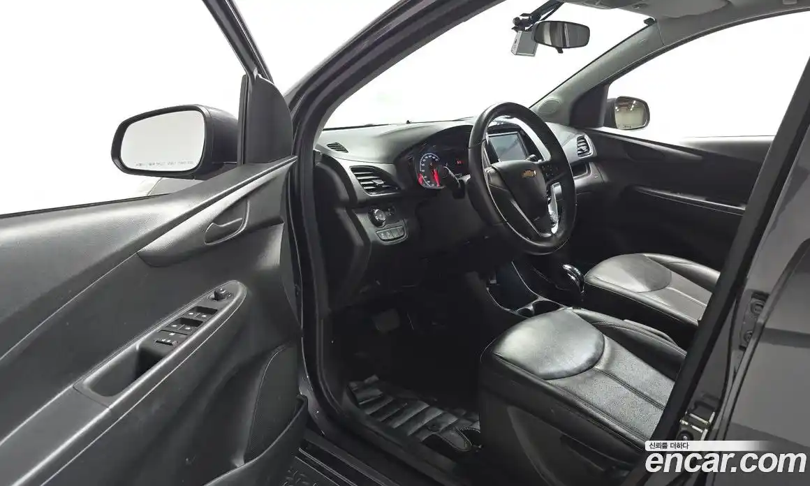Chevrolet Spark 2015 1.0 гидро в Москве № 2053044, фото 13