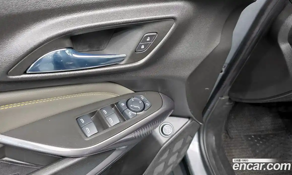 Chevrolet Trax 2023 1.2 гидро в Москве № 2053113, фото 27