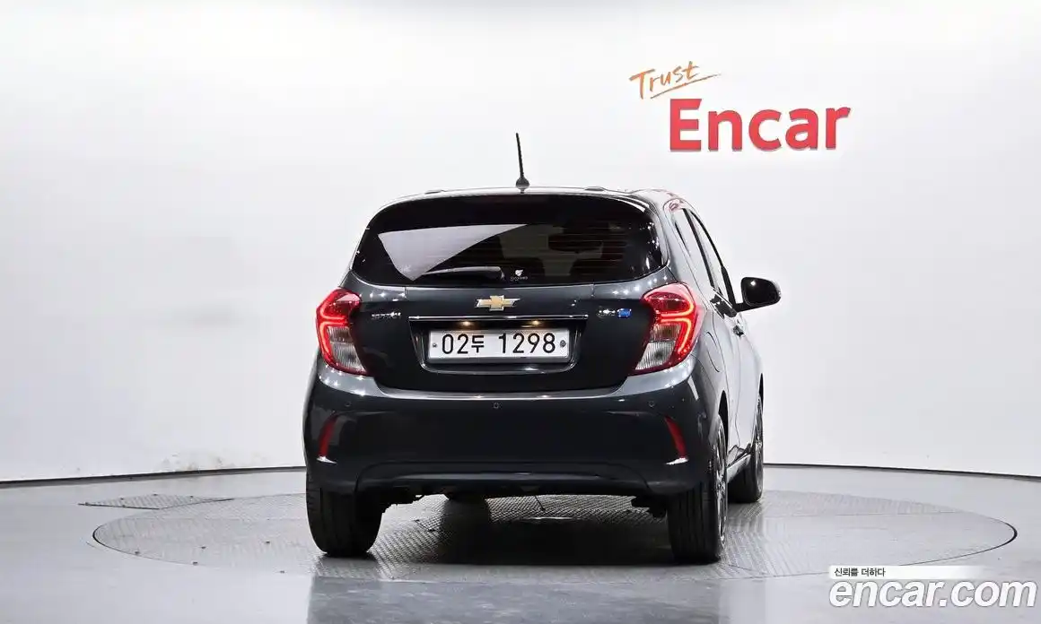 Chevrolet Spark 2018 1.0 гидро в Москве № 2053261, фото 4