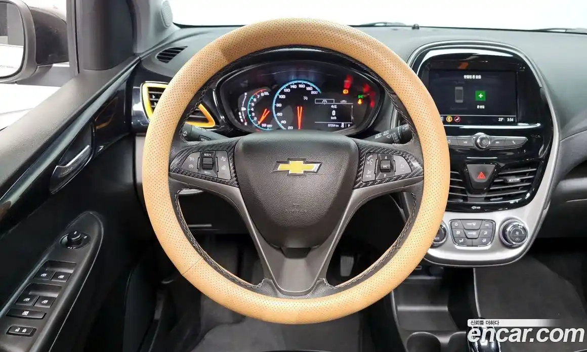 Chevrolet Spark 2018 1.0 гидро в Москве № 2053356, фото 13