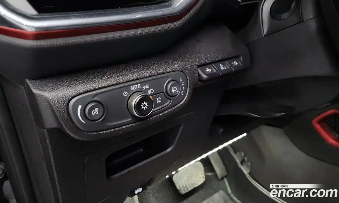 Chevrolet TrailBlazer 2020 1.3 гидро в Москве № 2053408, фото 39
