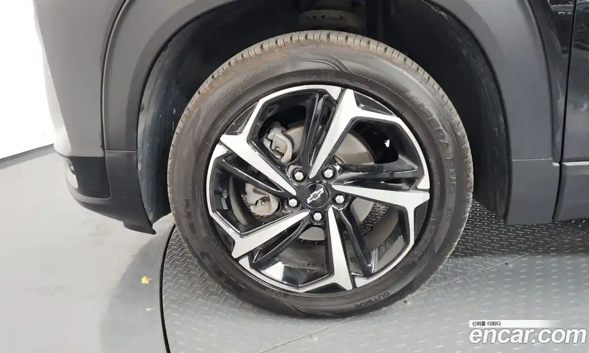 Chevrolet TrailBlazer 2020 1.3 гидро в Москве № 2053408, фото 5
