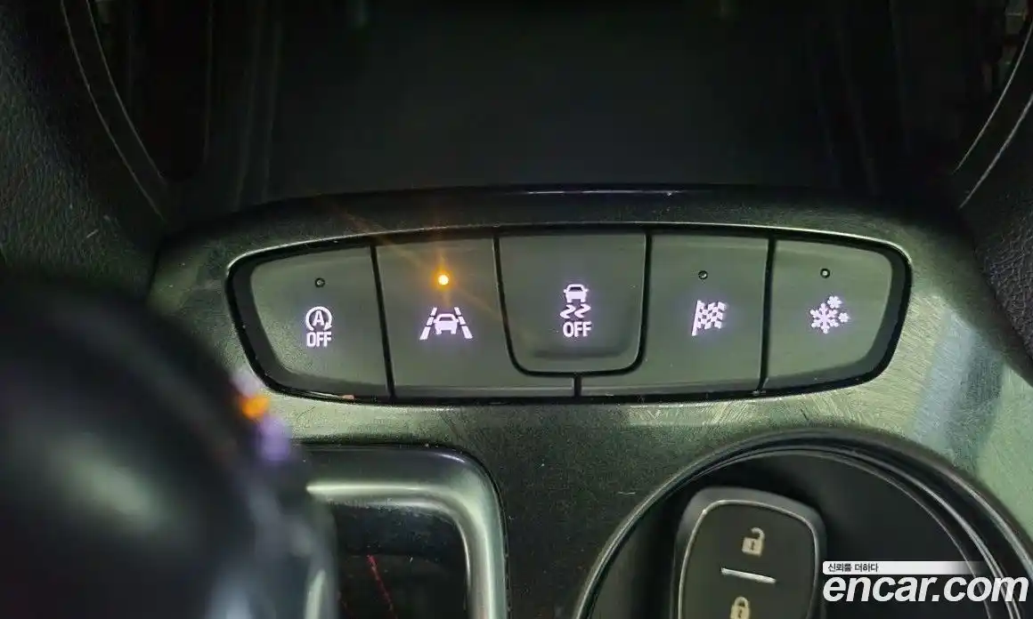 Chevrolet TrailBlazer 2020 1.3 гидро в Москве № 2053800, фото 14