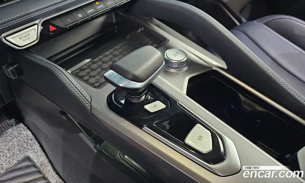 Renault Grand Koleos 2025 1.5 гидро в Москве № 2053880, фото 9