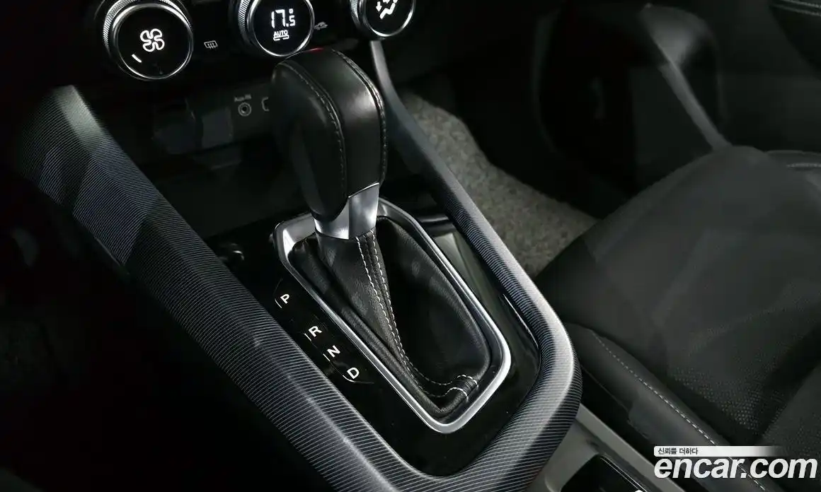 Renault XM3 2020 1.3 гидро в Москве № 2053947, фото 11