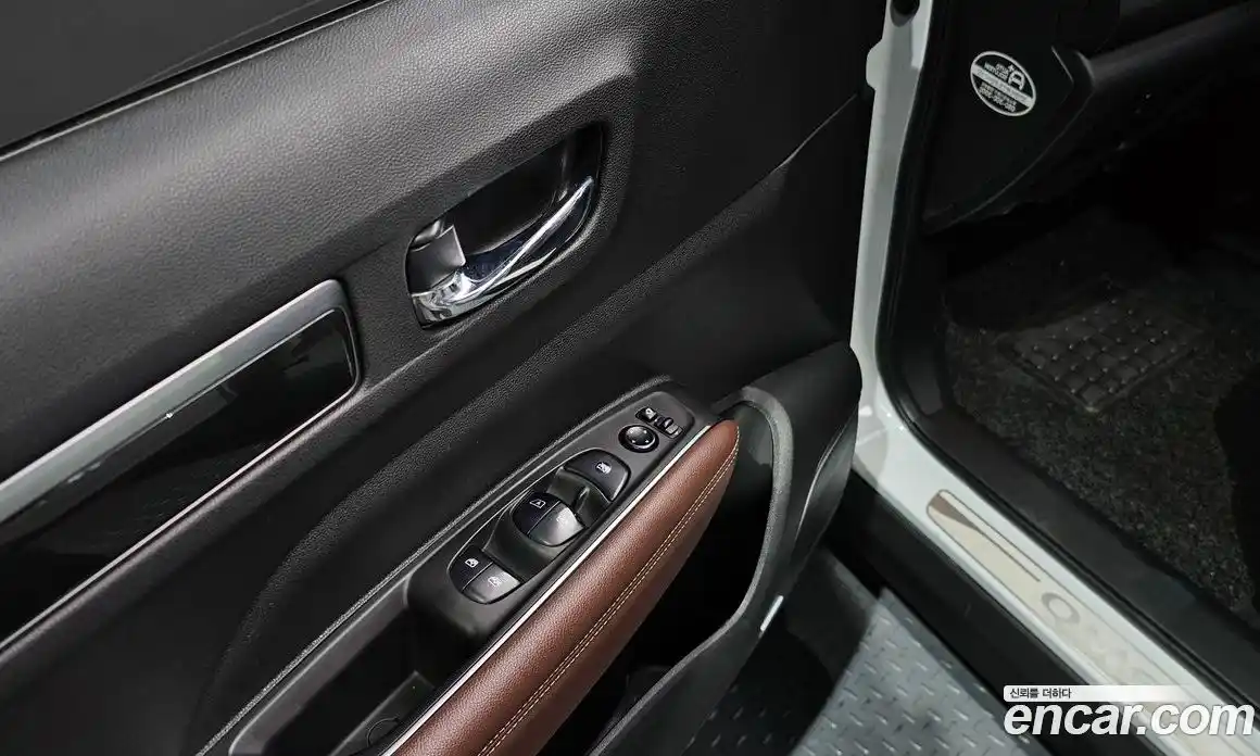 Renault QM6 2018 2.0 гидро в Москве № 2054009, фото 20