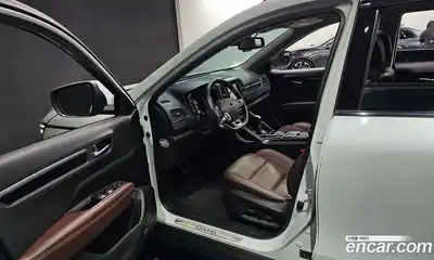 Renault QM6 2018 2.0 гидро в Москве № 2054009, миниатюра 10