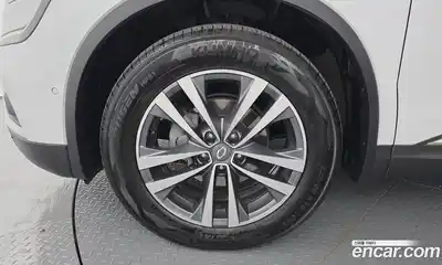 Renault QM6 2019 2.0 гидро в Москве № 2054125, миниатюра 5