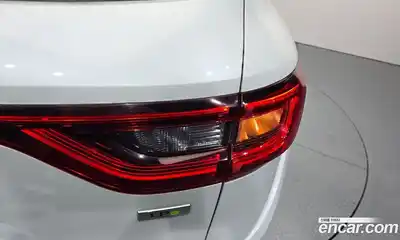 Renault QM6 2019 2.0 гидро в Москве № 2054125, миниатюра 9