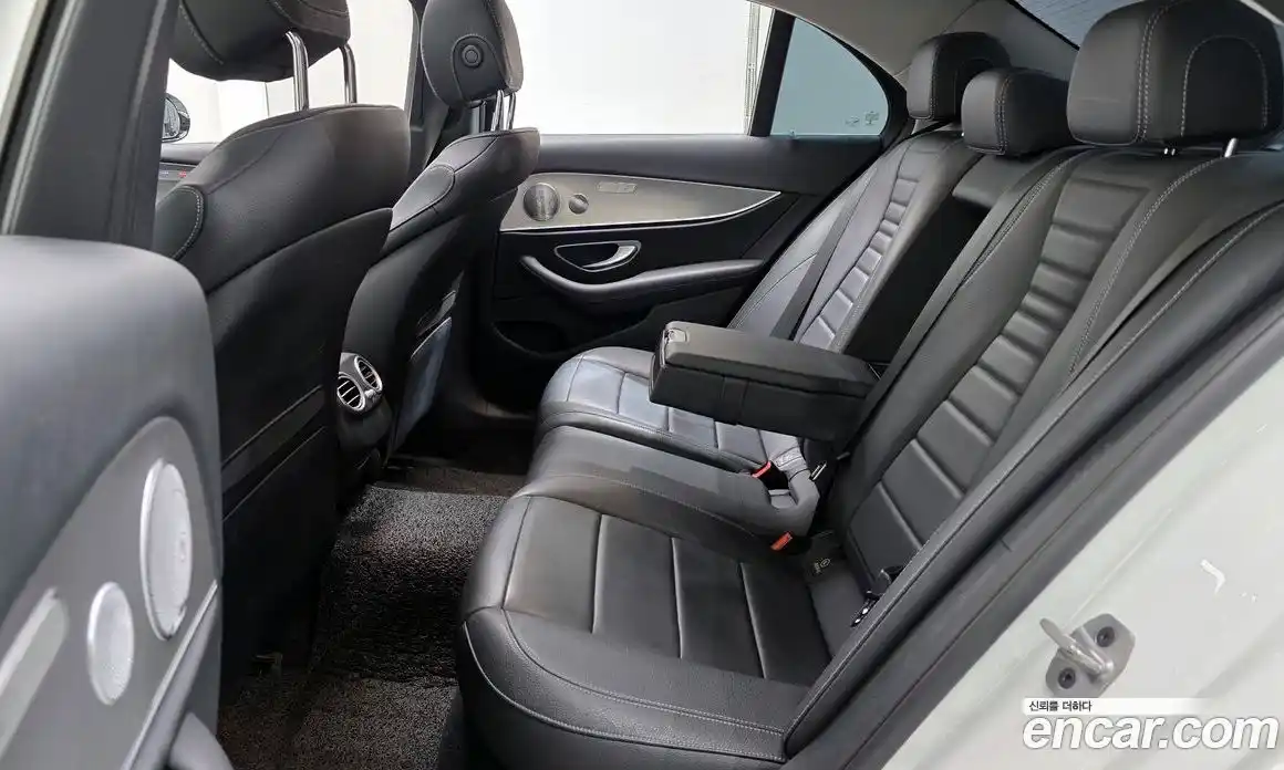 Mercedes-Benz E-Class 2019 2.0 гидро в Москве № 2054340, фото 18