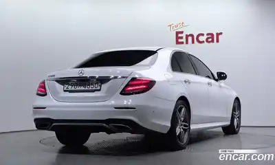 Mercedes-Benz E-Class 2019 2.0 гидро в Москве № 2054340, миниатюра 2