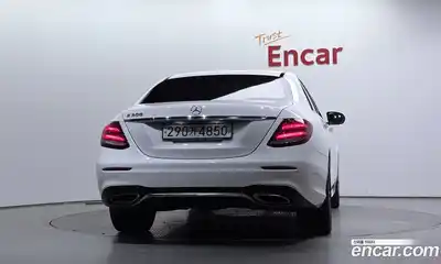 Mercedes-Benz E-Class 2019 2.0 гидро в Москве № 2054340, миниатюра 4