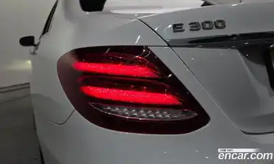 Mercedes-Benz E-Class 2019 2.0 гидро в Москве № 2054340, миниатюра 9