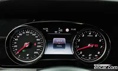 Mercedes-Benz E-Class 2020 2.0 гидро в Москве № 2054392, миниатюра 8