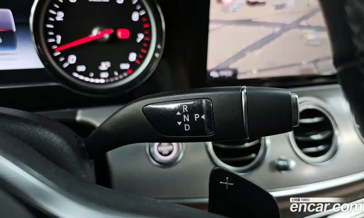 Mercedes-Benz E-Class 2020 2.0 гидро в Москве № 2054392, фото 9