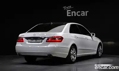 Mercedes-Benz E-Class 2013 3.5 гидро в Москве № 2054555, миниатюра 2