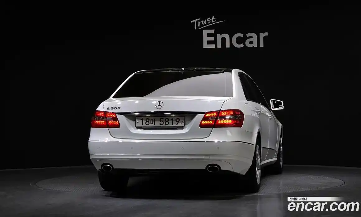 Mercedes-Benz E-Class 2013 3.5 гидро в Москве № 2054555, фото 4
