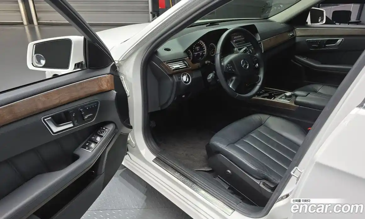 Mercedes-Benz E-Class 2013 3.5 гидро в Москве № 2054555, фото 10