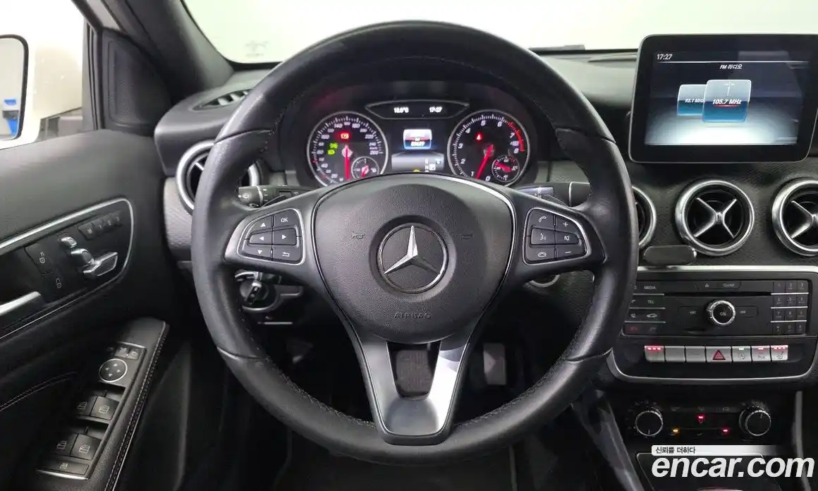 Mercedes-Benz A-Class 2017 1.6 гидро в Москве № 2054576, фото 14