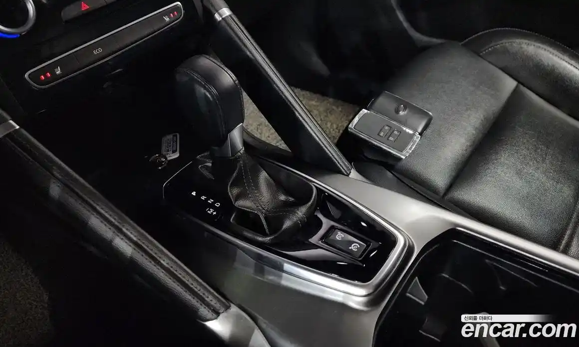 Renault QM6 2018 2.0 гидро в Москве № 2055418, фото 9