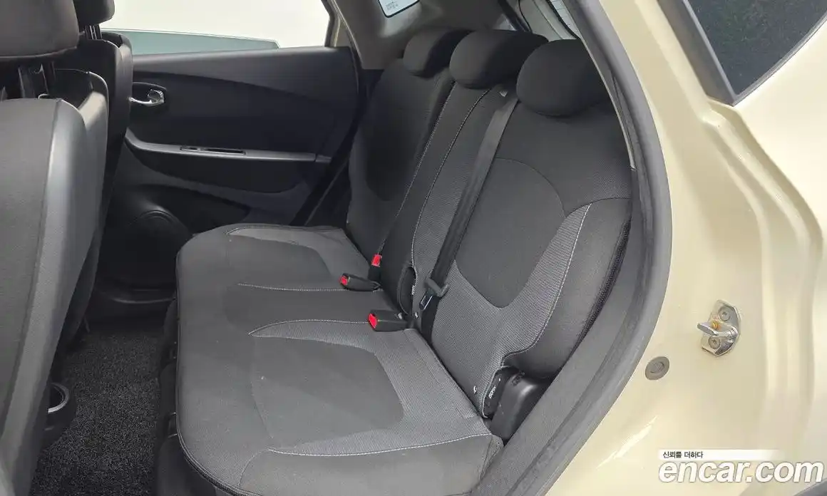 Renault QM3 2015 1.5 гидро в Москве № 2055490, фото 12