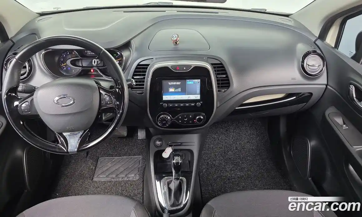 Renault QM3 2015 1.5 гидро в Москве № 2055490, фото 7