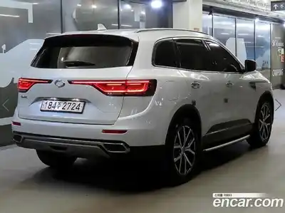 Renault QM6 2022 2.0 гидро в Москве № 2055853, миниатюра 4