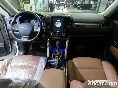 Renault QM6 2022 2.0 гидро в Москве № 2055853, миниатюра 10
