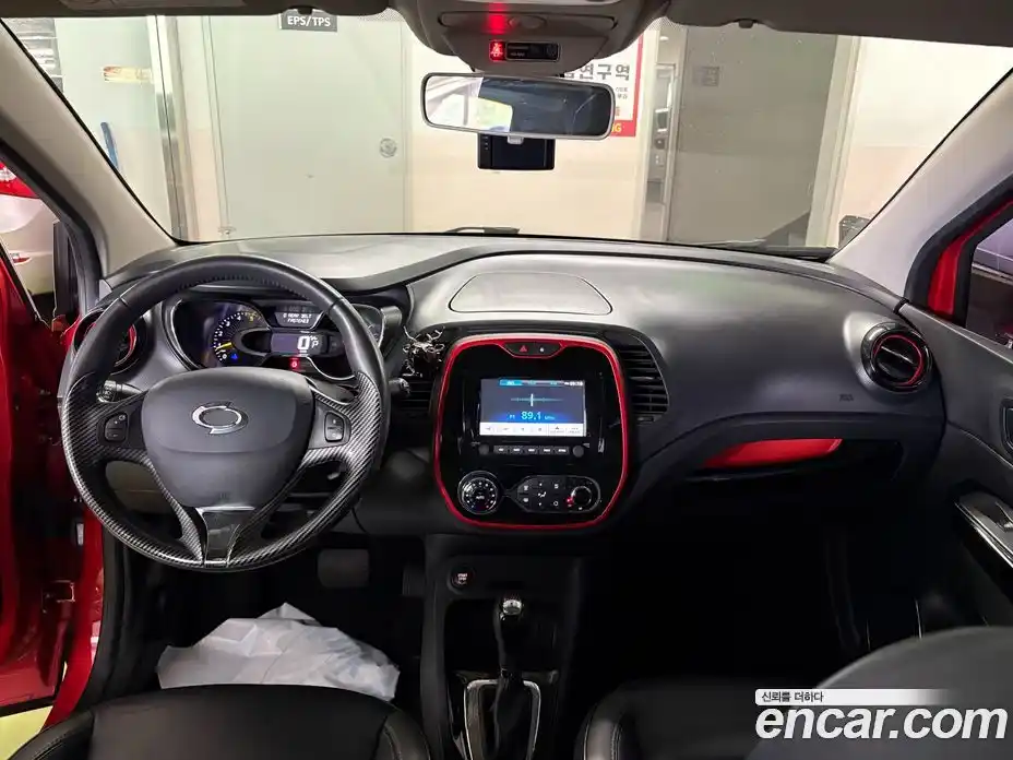 Renault QM3 2015 1.5 гидро в Москве № 2056151, фото 7