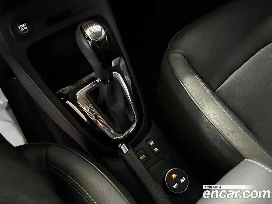 Renault QM3 2015 1.5 гидро в Москве № 2056151, фото 9