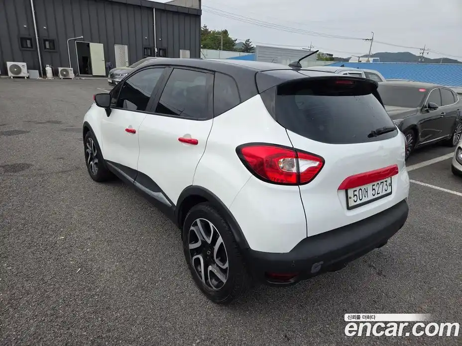 Renault QM3 2014 1.5 гидро в Москве № 2056266, фото 5