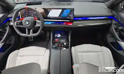 BMW M5 2026 4.4 гидро в Москве № 2056277, миниатюра 10