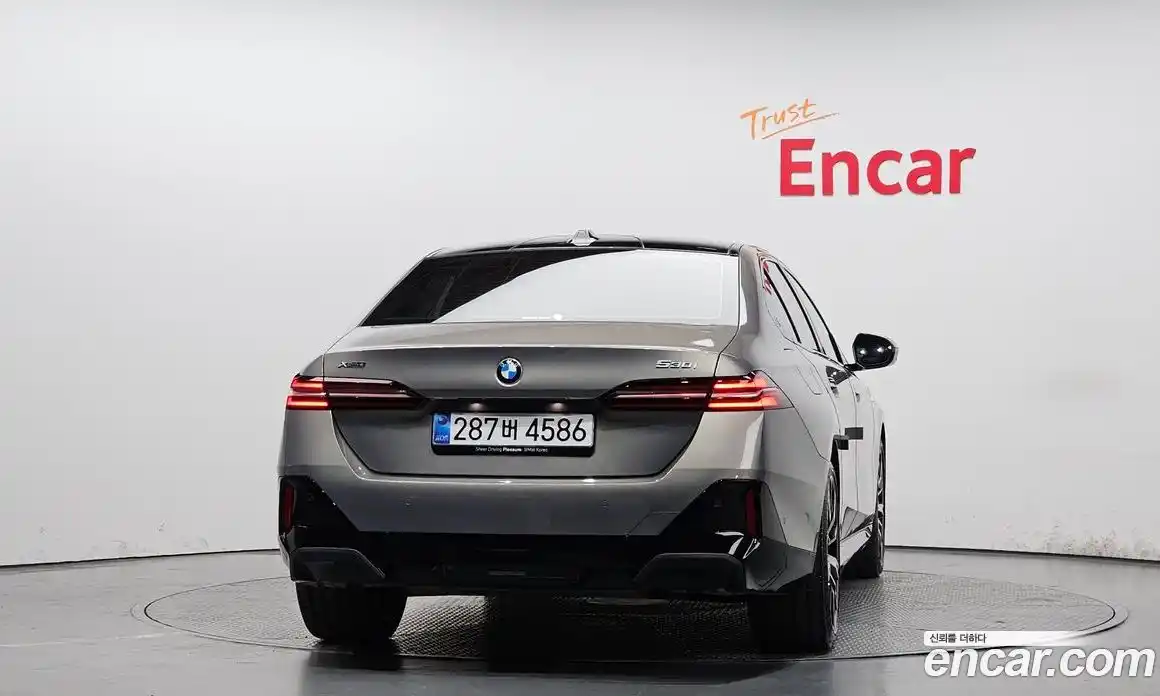 BMW 5-Series 2025 2.0 гидро в Москве № 2056360, фото 4