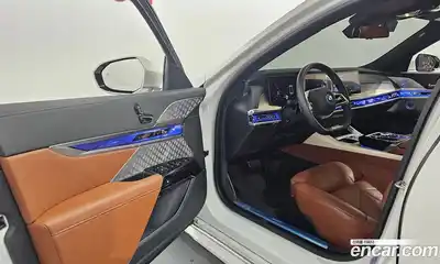 BMW 7-Series 2023 3.0 гидро в Москве № 2056409, миниатюра 10