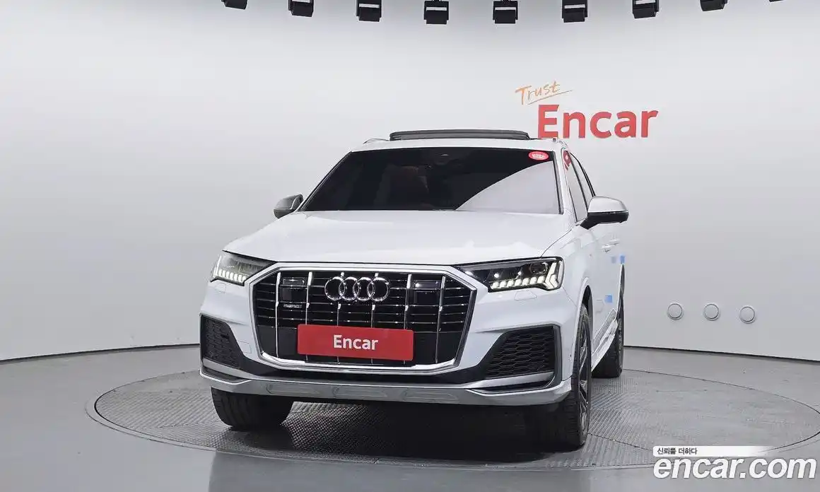 Audi Q7 2021 3.0 гидро в Москве № 2056699, фото 3