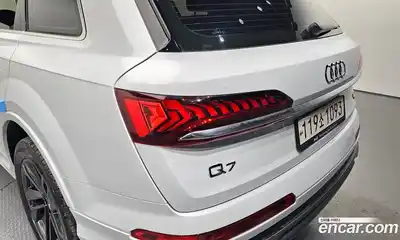 Audi Q7 2021 3.0 гидро в Москве № 2056699, миниатюра 9