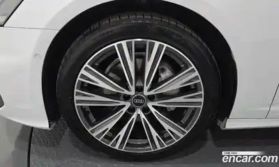 Audi A6 2022 2.0 гидро в Москве № 2056815, миниатюра 5