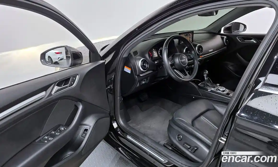 Audi A3 2018 2.0 гидро в Москве № 2057265, фото 13