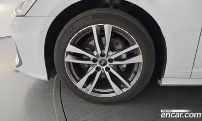 Audi A6 2022 2.0 гидро в Москве № 2057448, миниатюра 5
